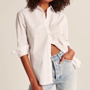Abercrombie Women’s Oversized White Button Down Long Sleeve M